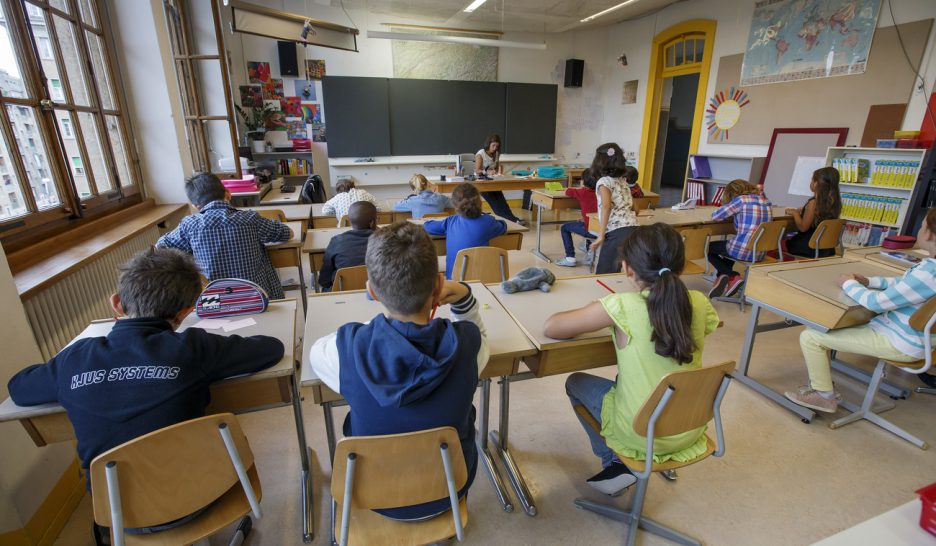 Initiative pour cantonaliser l’école 1