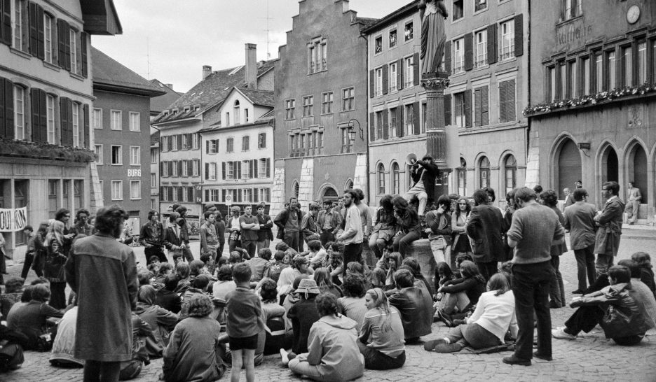 La Coupole est pleine