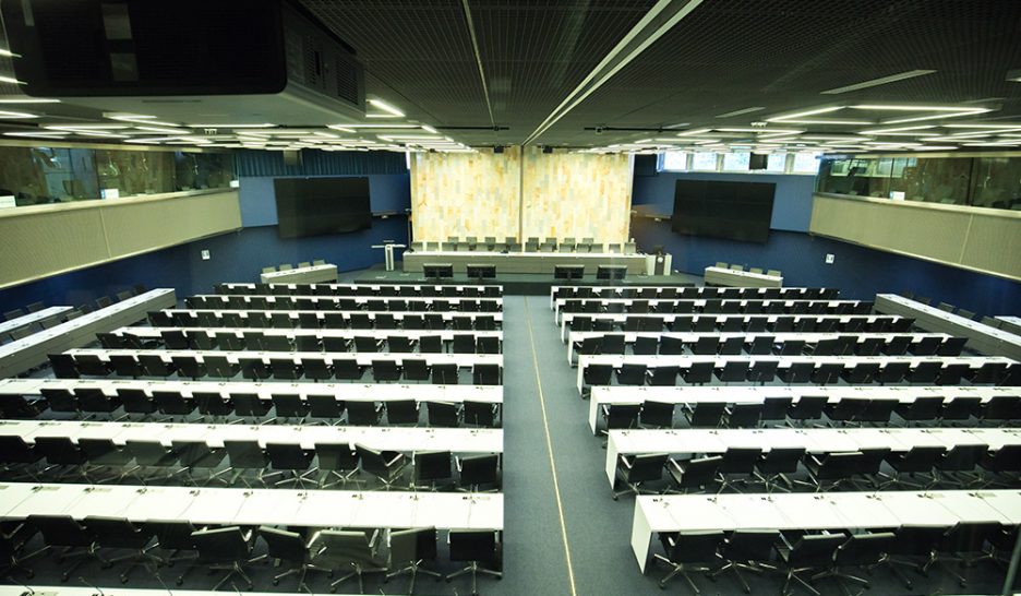 Les élus exilés pendant trois ans