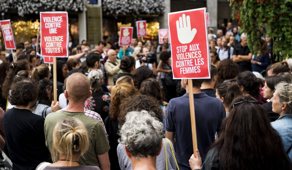 Femmes agressées: interpellations en France