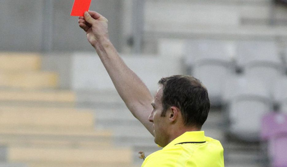Les arbitres vont faire grève