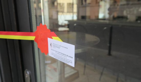 Les bistrots ferment, les employés dégustent