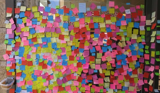 Livre d’or contre idées brunes 1