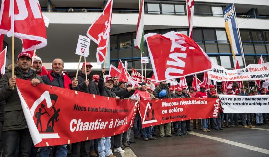 Plus de 1500 maçons en grève