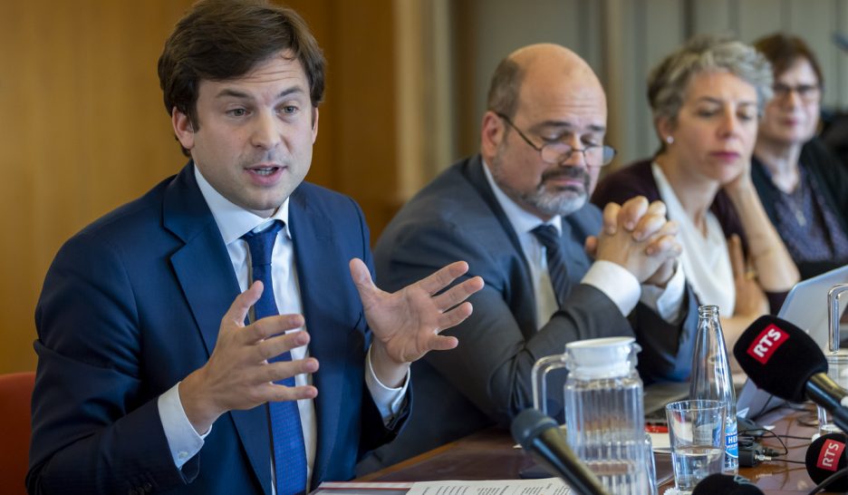 Enquête ouverte sur les frais professionnels