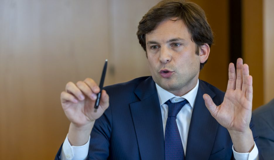 Une rencontre organisée par M. Barazzone interpelle