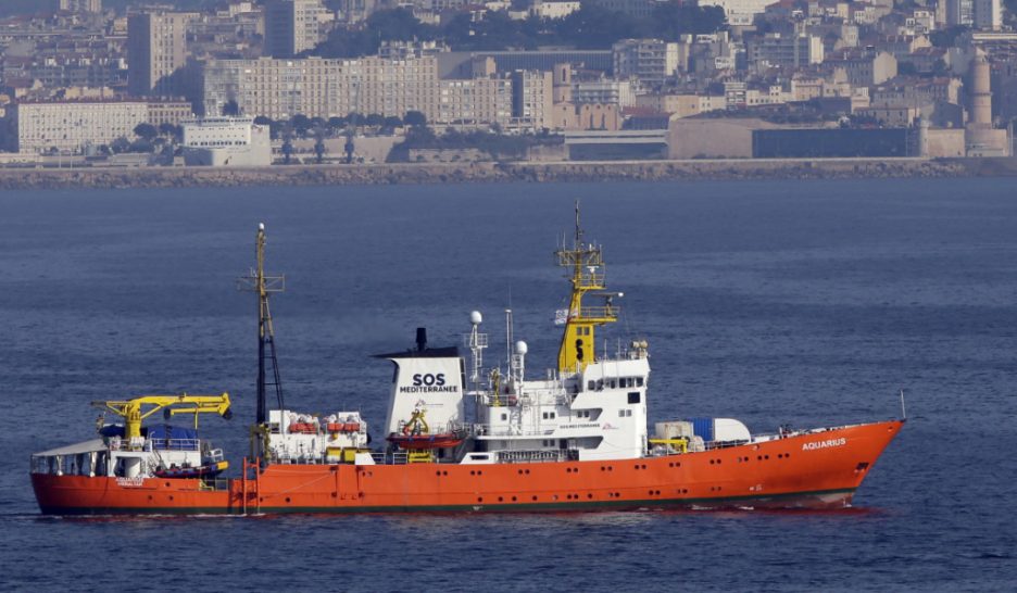 L’Aquarius jette l’éponge