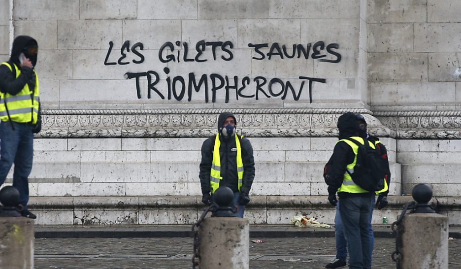 Moratoire sur les taxes pétrolières