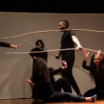 Le théâtre pour dépasser la réalité du camp