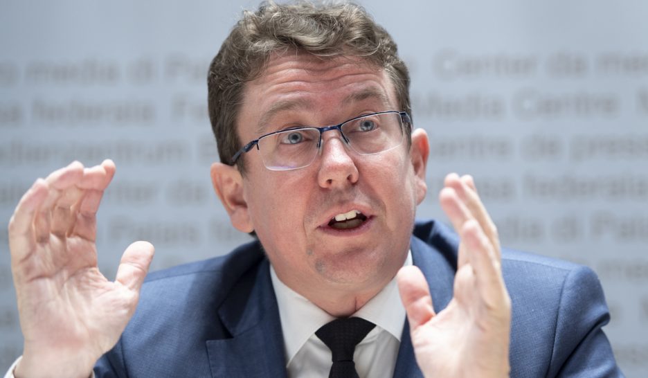 Les retraités contre les réfugiés