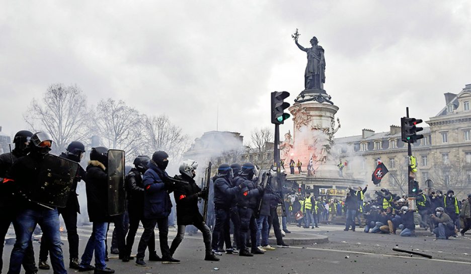 Les violences policières dénoncées