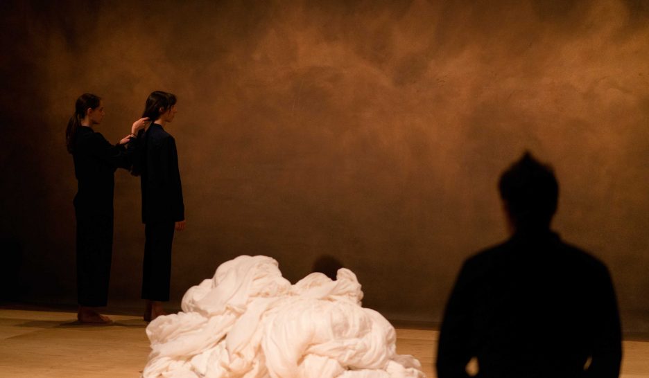 Messe pour le temps présent de Mika Vainio