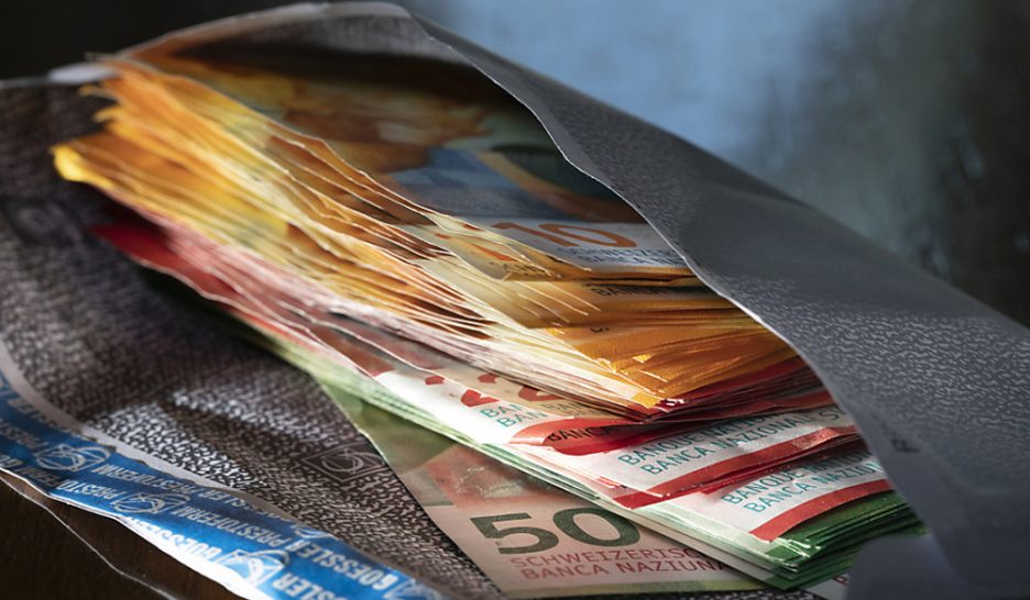 Petit "oui" à la transparence sur le financement des partis