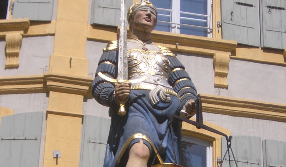 Trop de pouvoir accordé au procureur général?