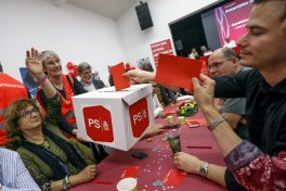 Une veste à nouveau à l’endroit?