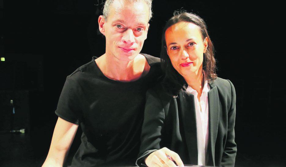 Par-delà les frontières