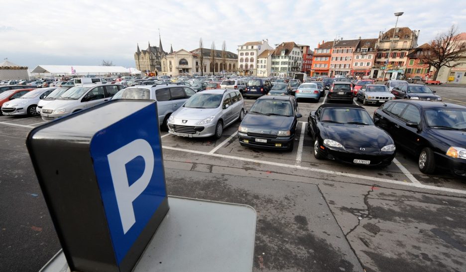 Bras-de-fer autour de la voiture 1