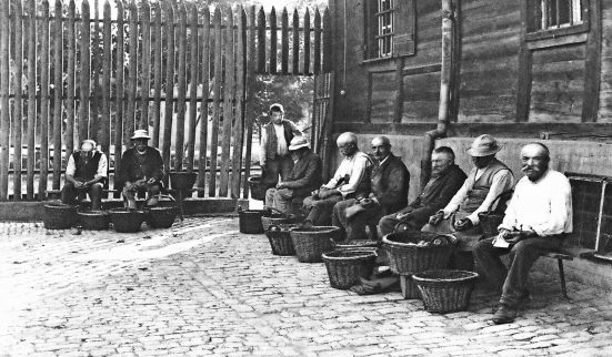 Des pauvres au rancart