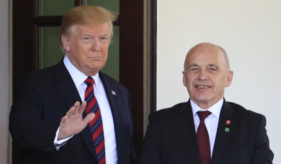 Ueli Maurer reçu à la Maison-Blanche 1