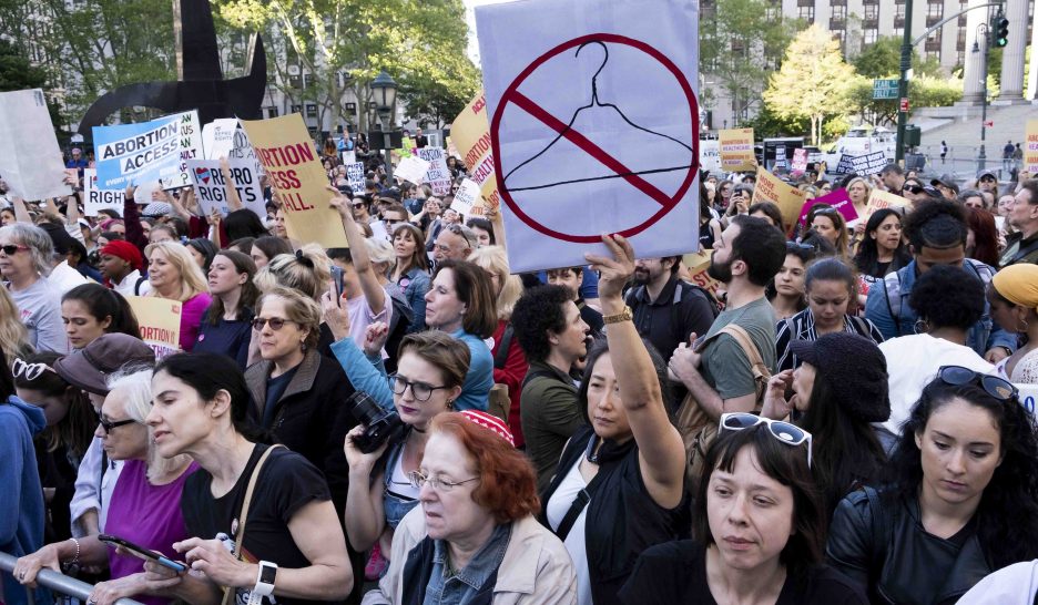 Des tantes à la rescousse