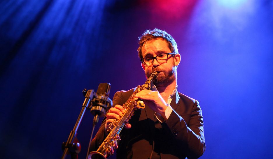 Emile Parisien, écran total