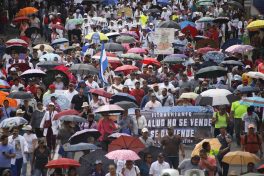 Les habits rapiécés de l'impérialisme