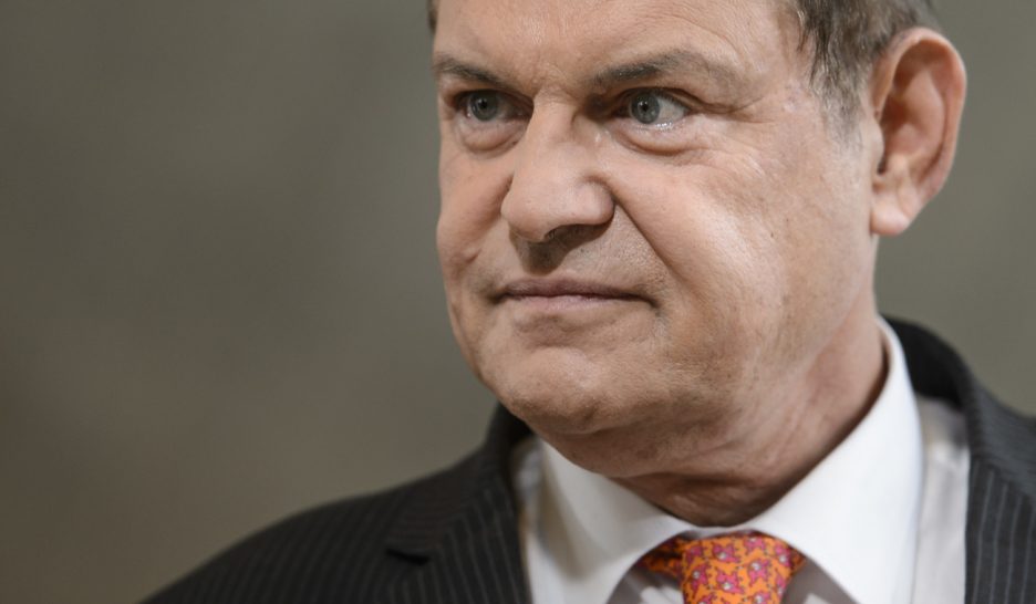 Claude Béglé ne regrette pas ses tweets