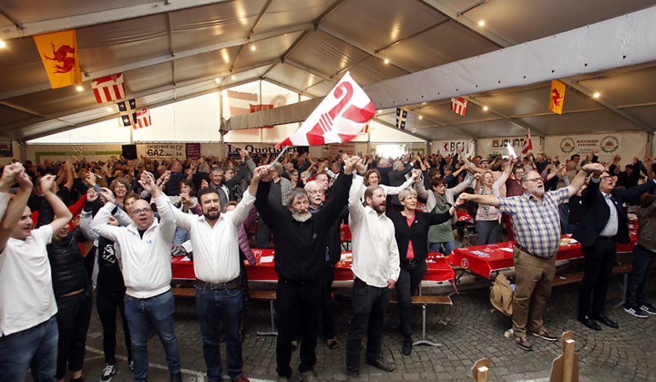 Moutier: le Canton de Berne fustigé, la Confédération aussi