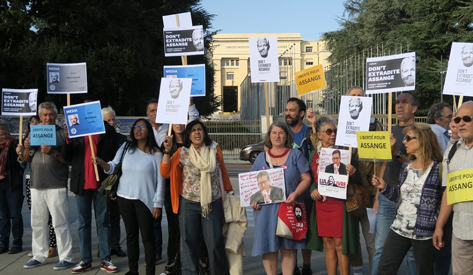 Soutien à Julian Assange sur la Place des Nations