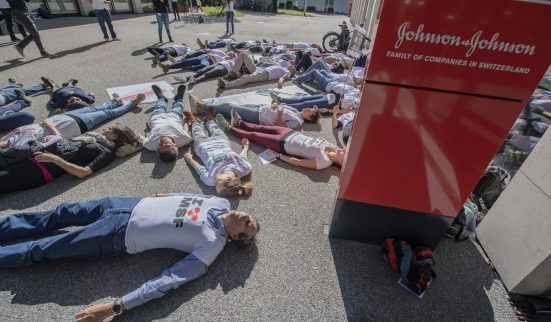Des médecins descendent dans la rue