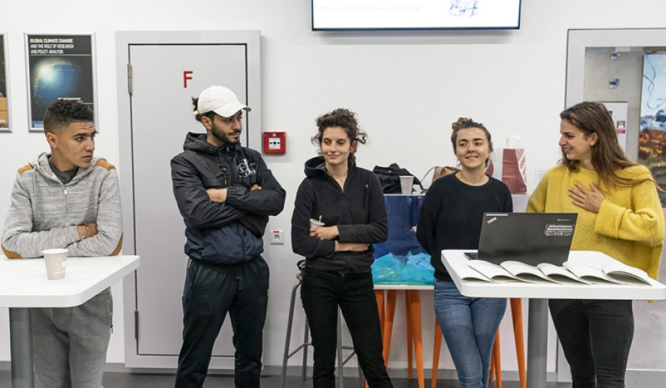 «En principe, ces mineurs ne sont pas scolarisés»