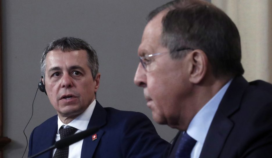 Parrains encombrants dans les ambassades