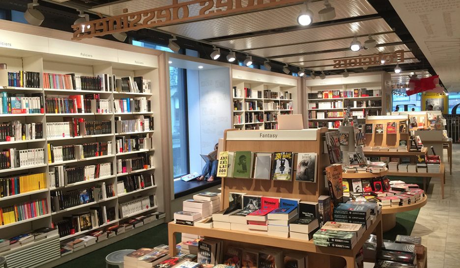 Payot, enseigne centenaire à Genève