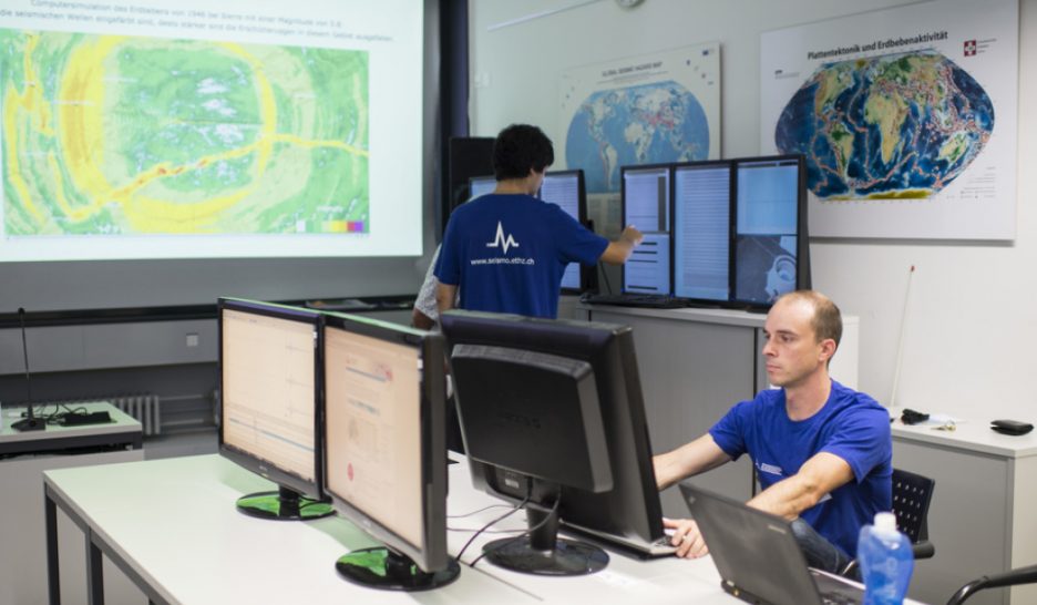 Plus de cent séismes en deux jours