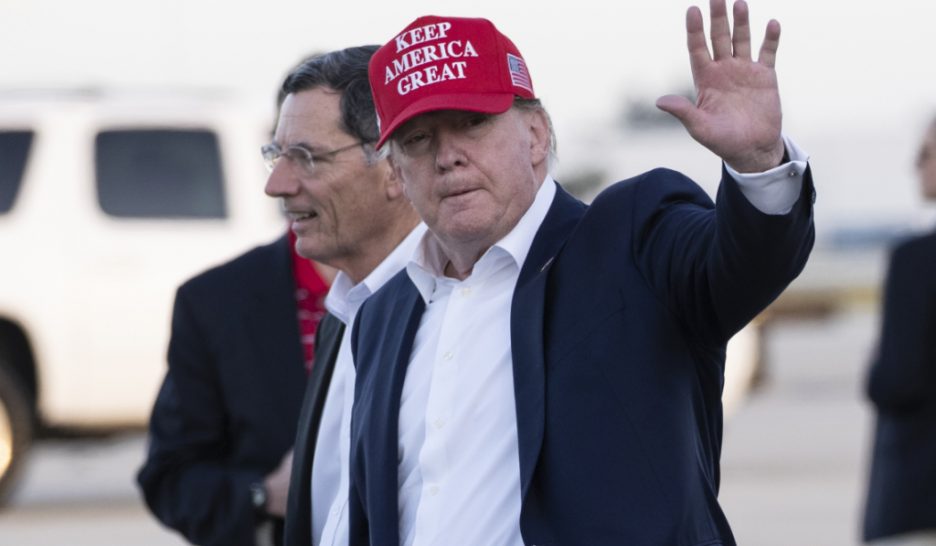 Destitution: la Maison Blanche refuse de participer à une audition