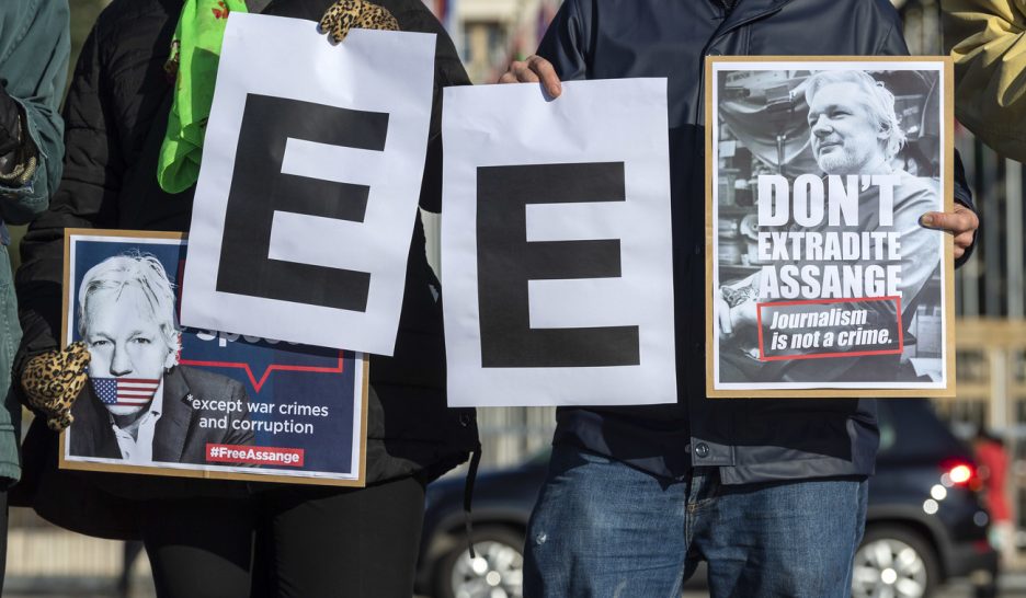 «La Suisse doit agir pour Assange»