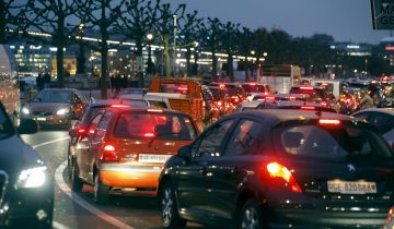 Pollution: le macaron disponible dès le 13 décembre