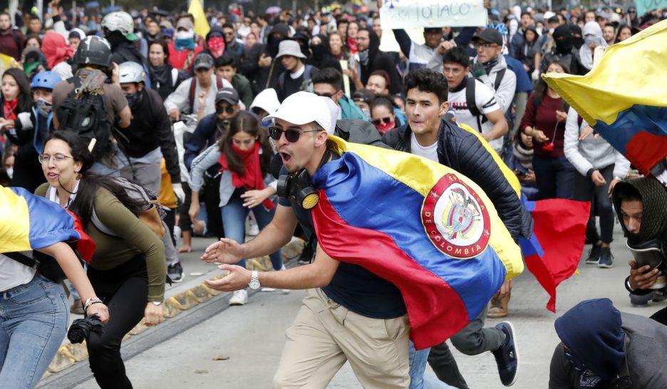 Les manifestations contre Duque reprennent