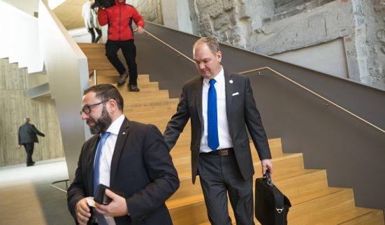 Yves Ravenel appelé à démissionner