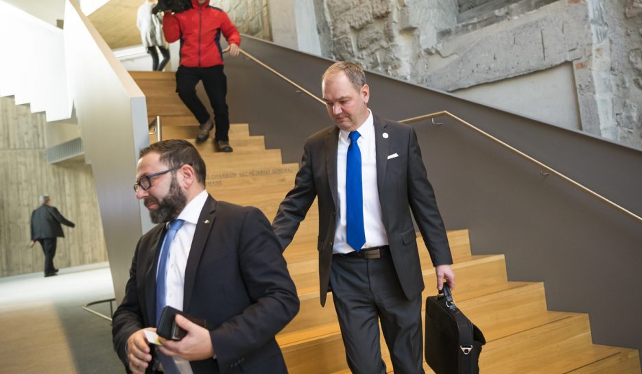 Yves Ravenel appelé à démissionner