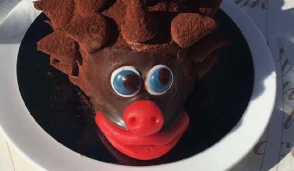 Gâteau «raciste» au cœur d’un procès