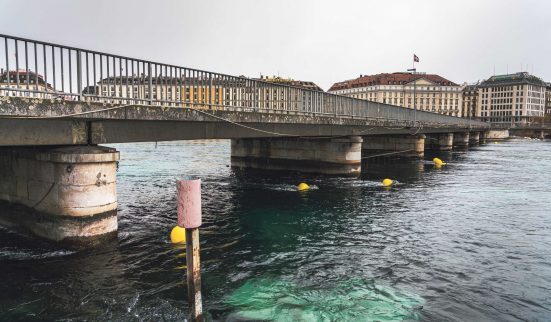 Travaux contre l’affaissement d’un pont