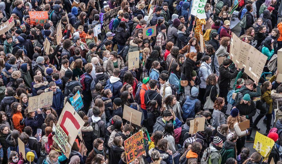 Un 15 mai vert et rouge