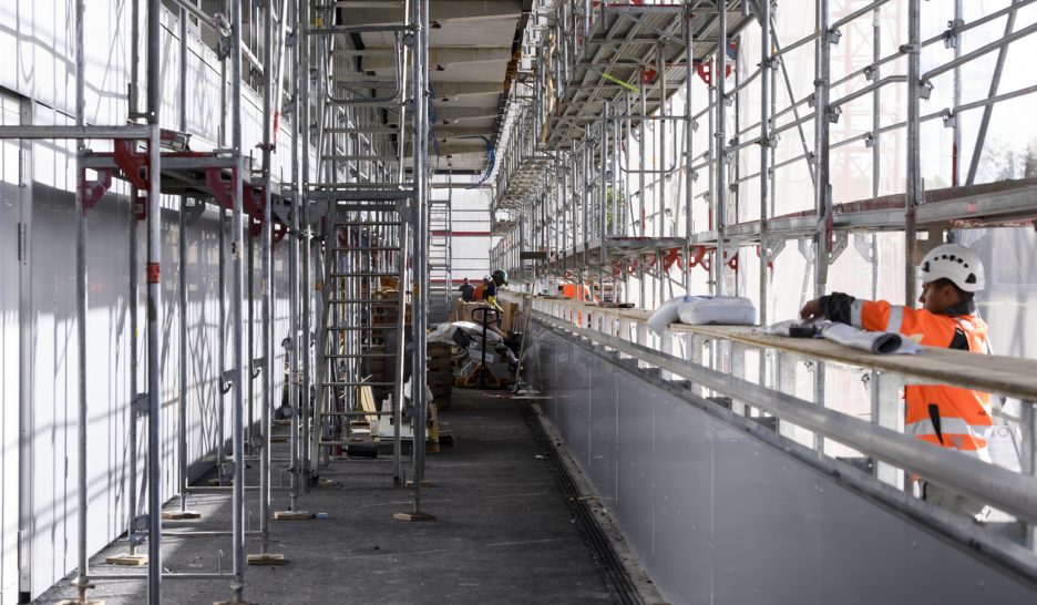 Appel à l'arrêt des activités non urgentes