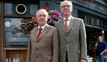 Gilbert & George, un duo tout en paradoxes