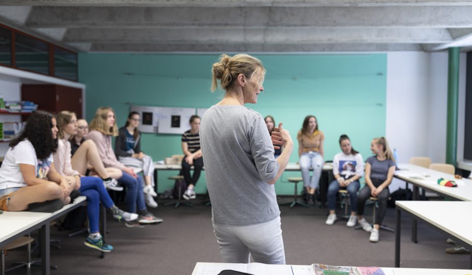 Lutte pour des salaires rétro­actifs