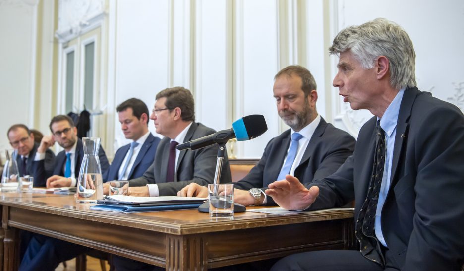 Soirées et concerts debout interdits