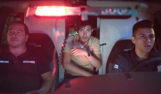 Une ambulance au bout de la nuit