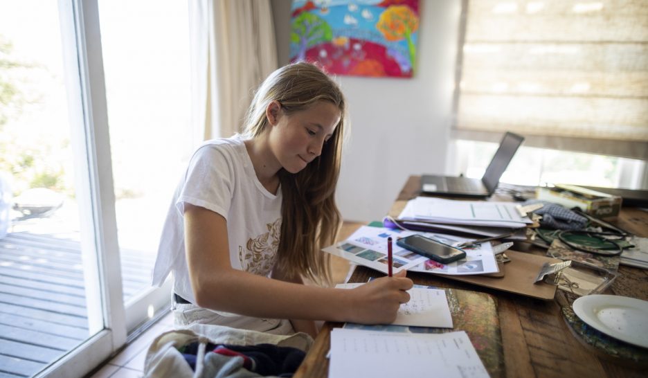 Que de variations dans l’école à distance!