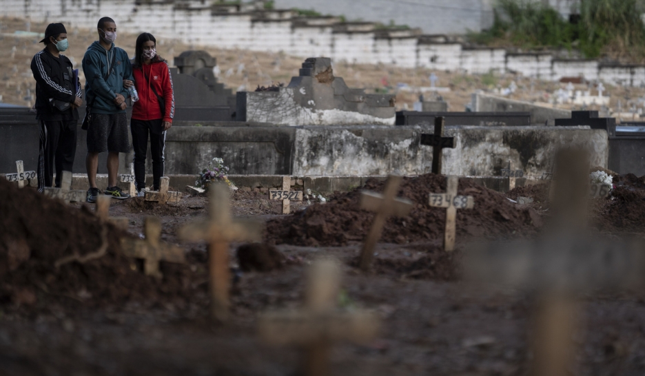 Le Covid-19 continue à se propager dans le monde